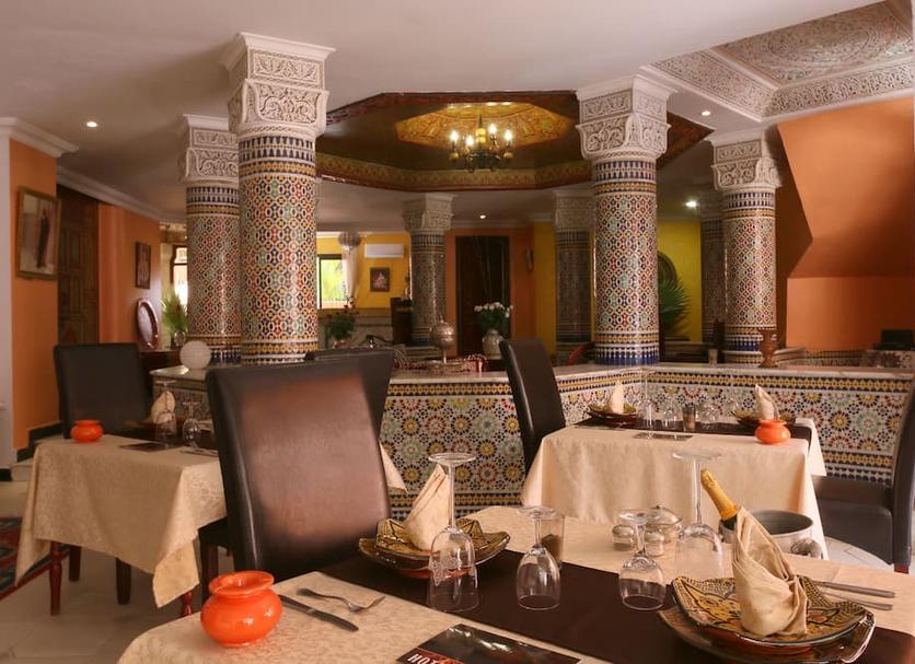 Restaurant Photo