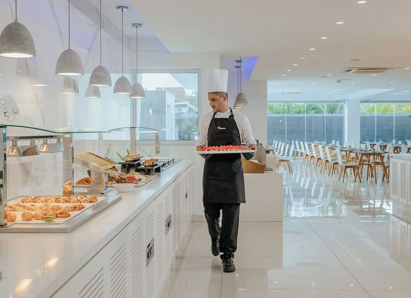 Buffet Photo