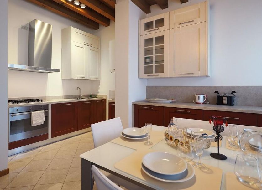 Kitchen Photo
