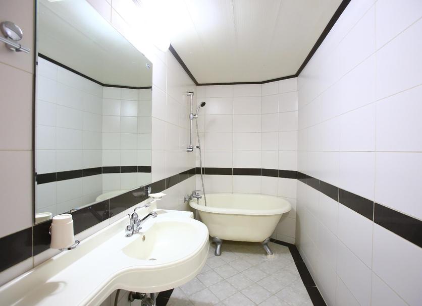 Bathroom Photo