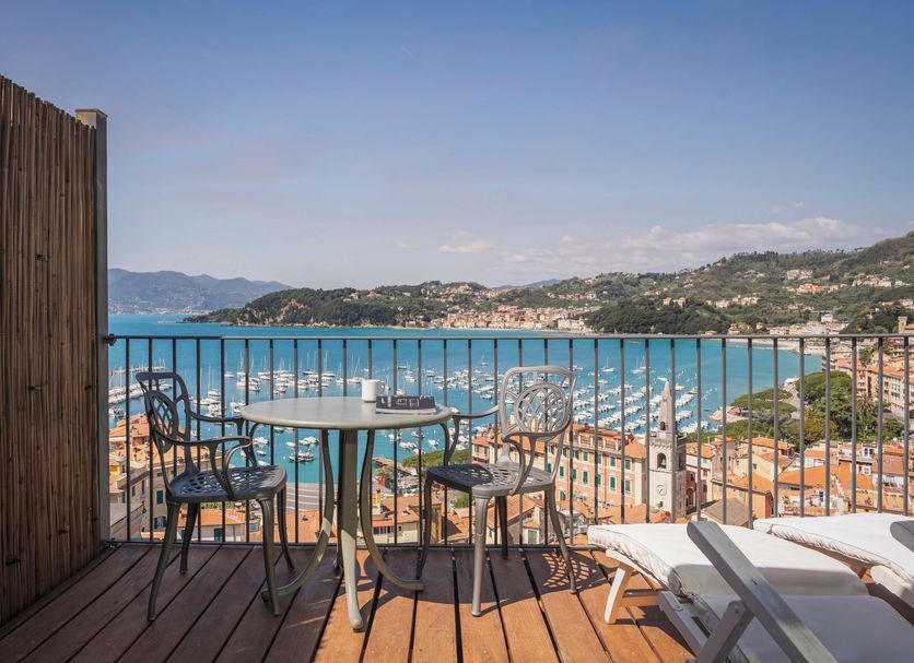 Balcony Photo