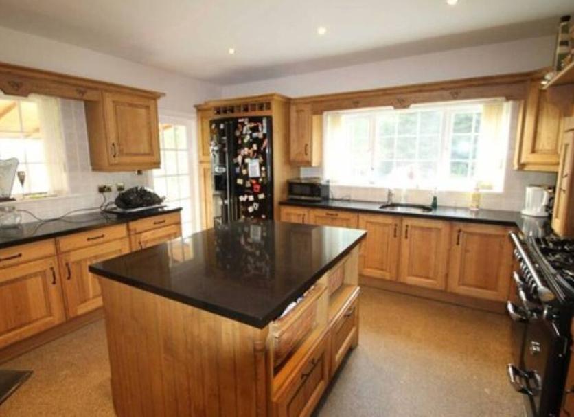 Kitchen Photo