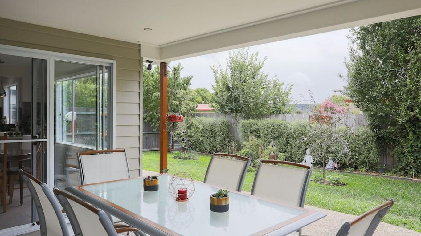 Armidale Cottage