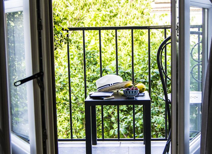 Balcony Photo