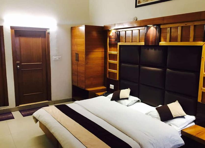 Bedroom Photo
