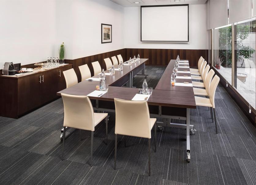 Conference room Photo
