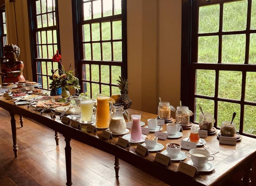 Buffet Photo