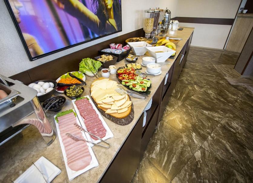 Buffet Photo