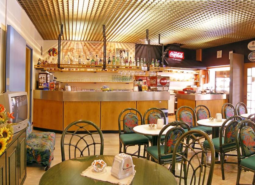 Bar Photo