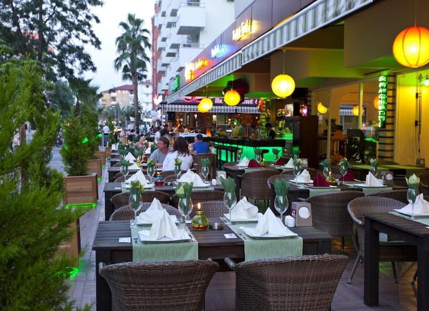 Restaurant Photo