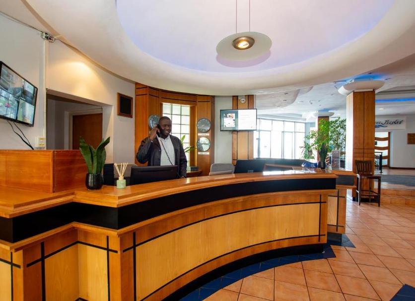 Front desk Photo