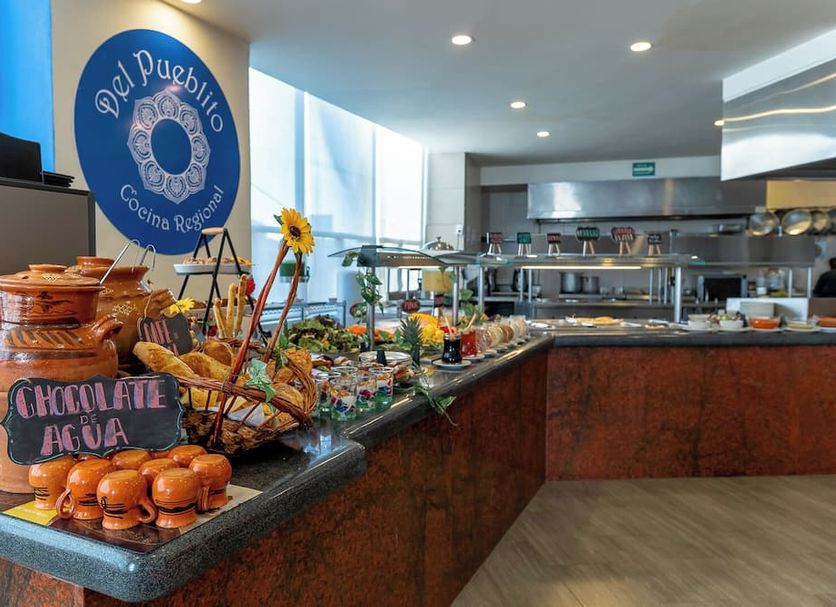 Buffet Photo
