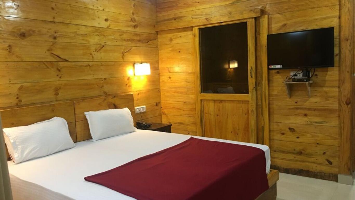 Brushwood Villa- Cottages and Bar