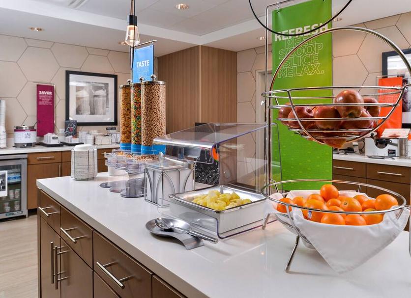 Buffet Photo