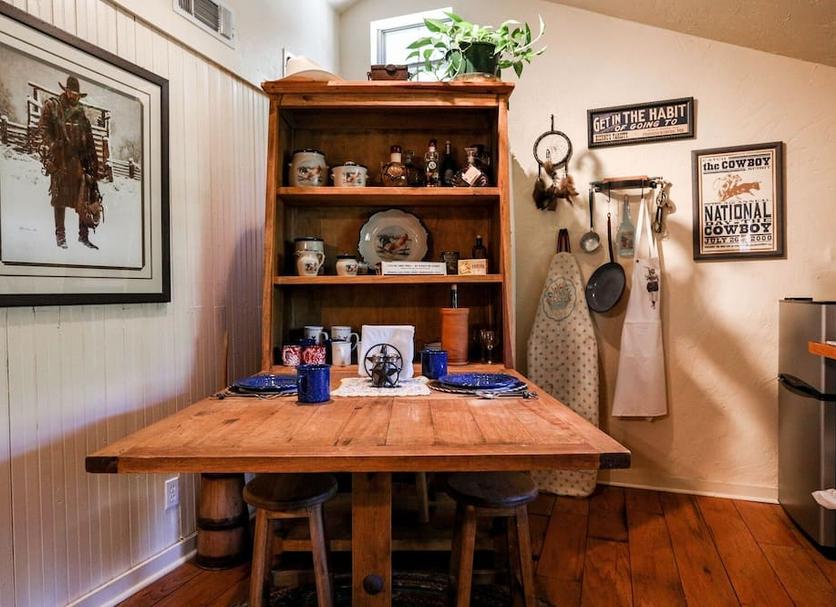 Dining room Photo