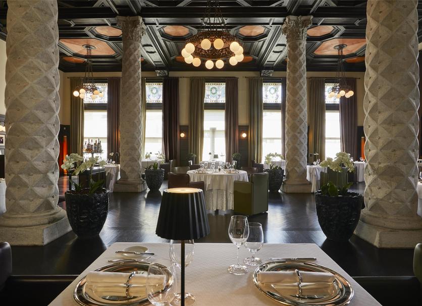 Restaurant Photo