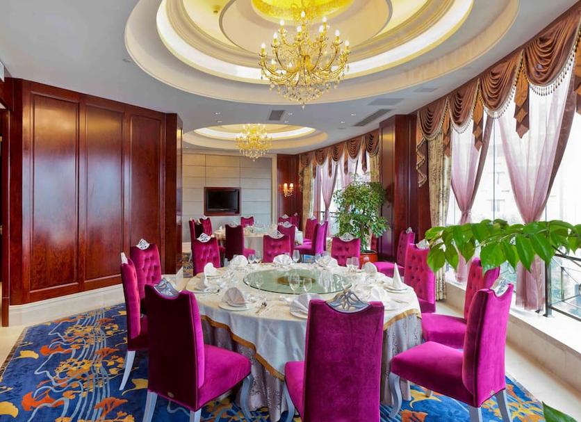 Banquet hall Photo