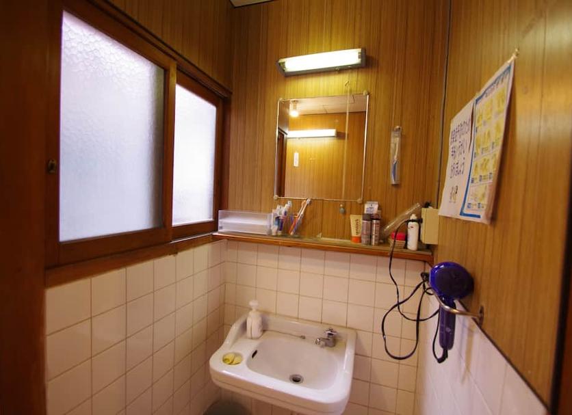 Bathroom Photo