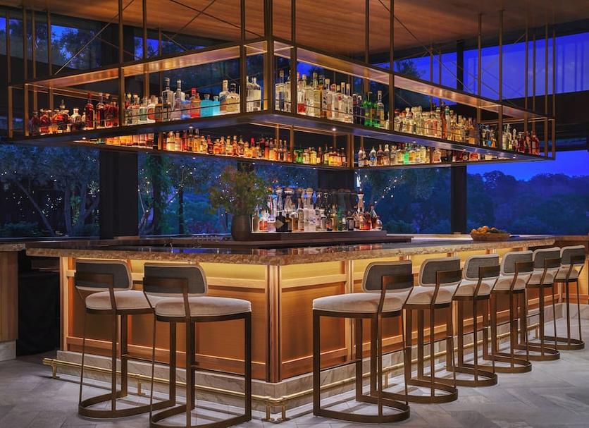 Bar Photo