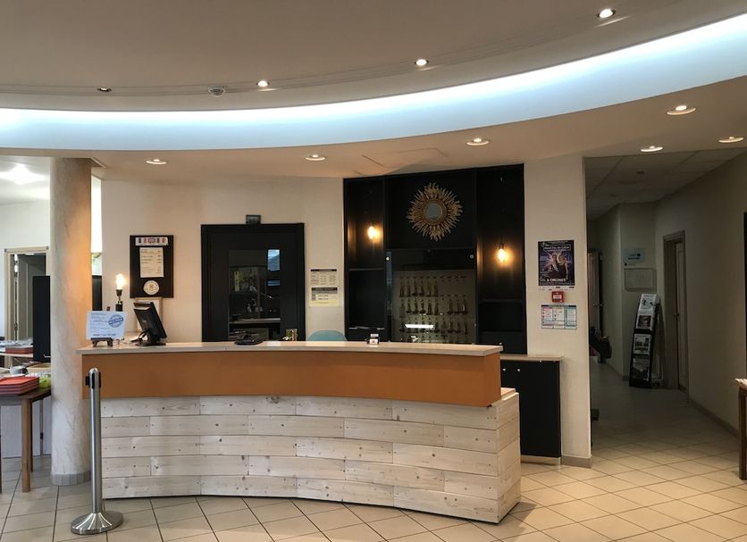 Front desk Photo