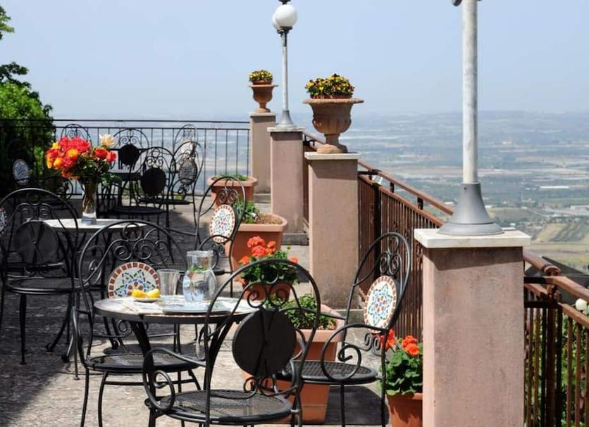 Balcony Photo
