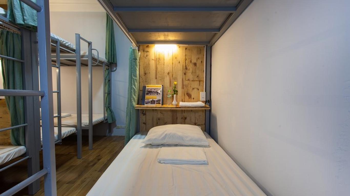 Backpacker Hanoi Hostel