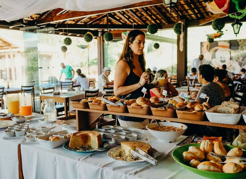 Buffet Photo