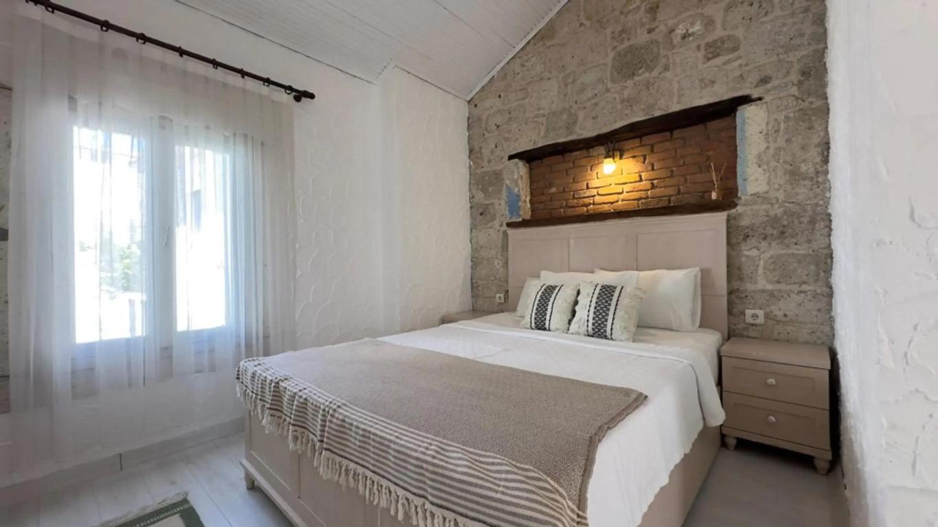 Aliko Hotel