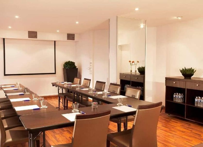 Conference room Photo