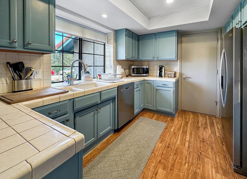 Kitchen Photo