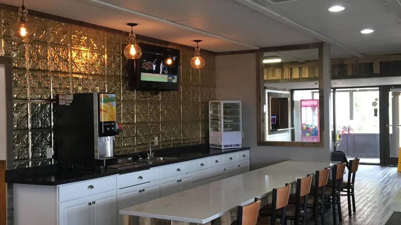 Sunlac Inn