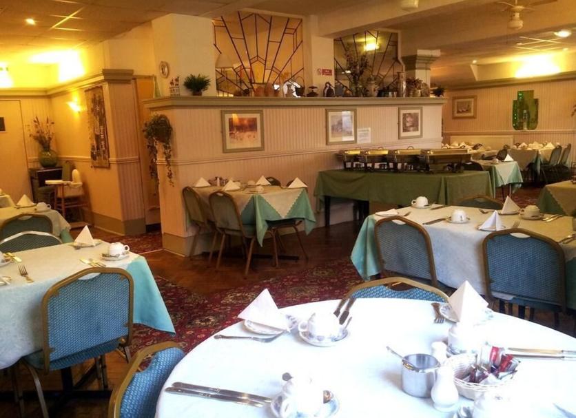 Restaurant Photo