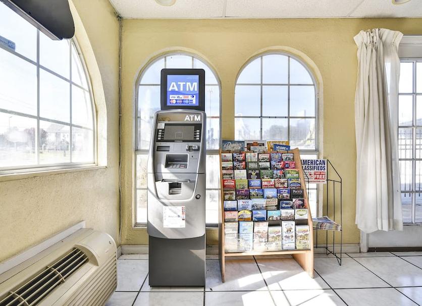 Shop Photo