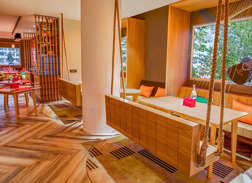 Dining room Photo