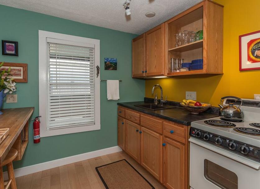 Kitchen Photo