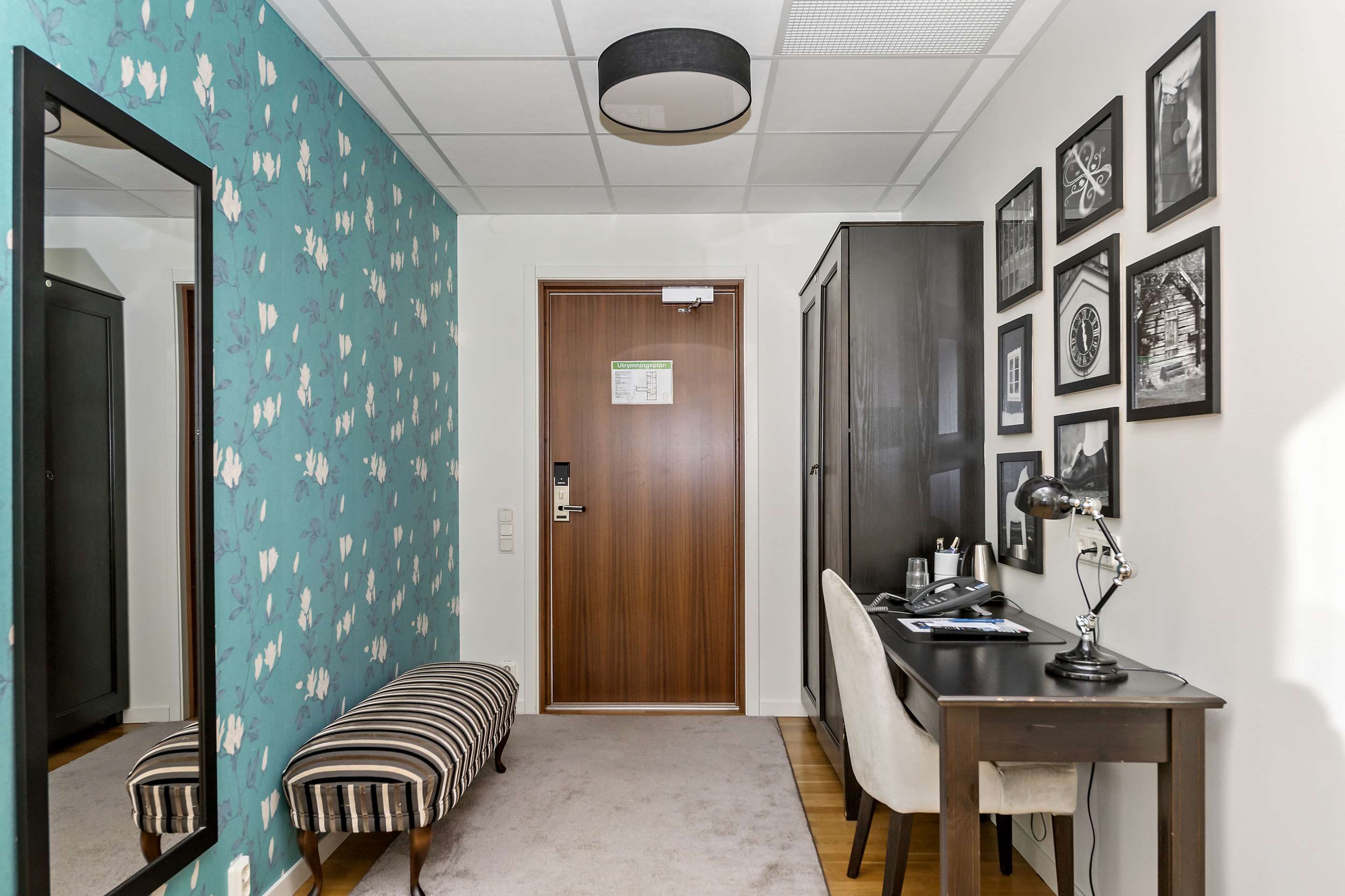 Room amenity