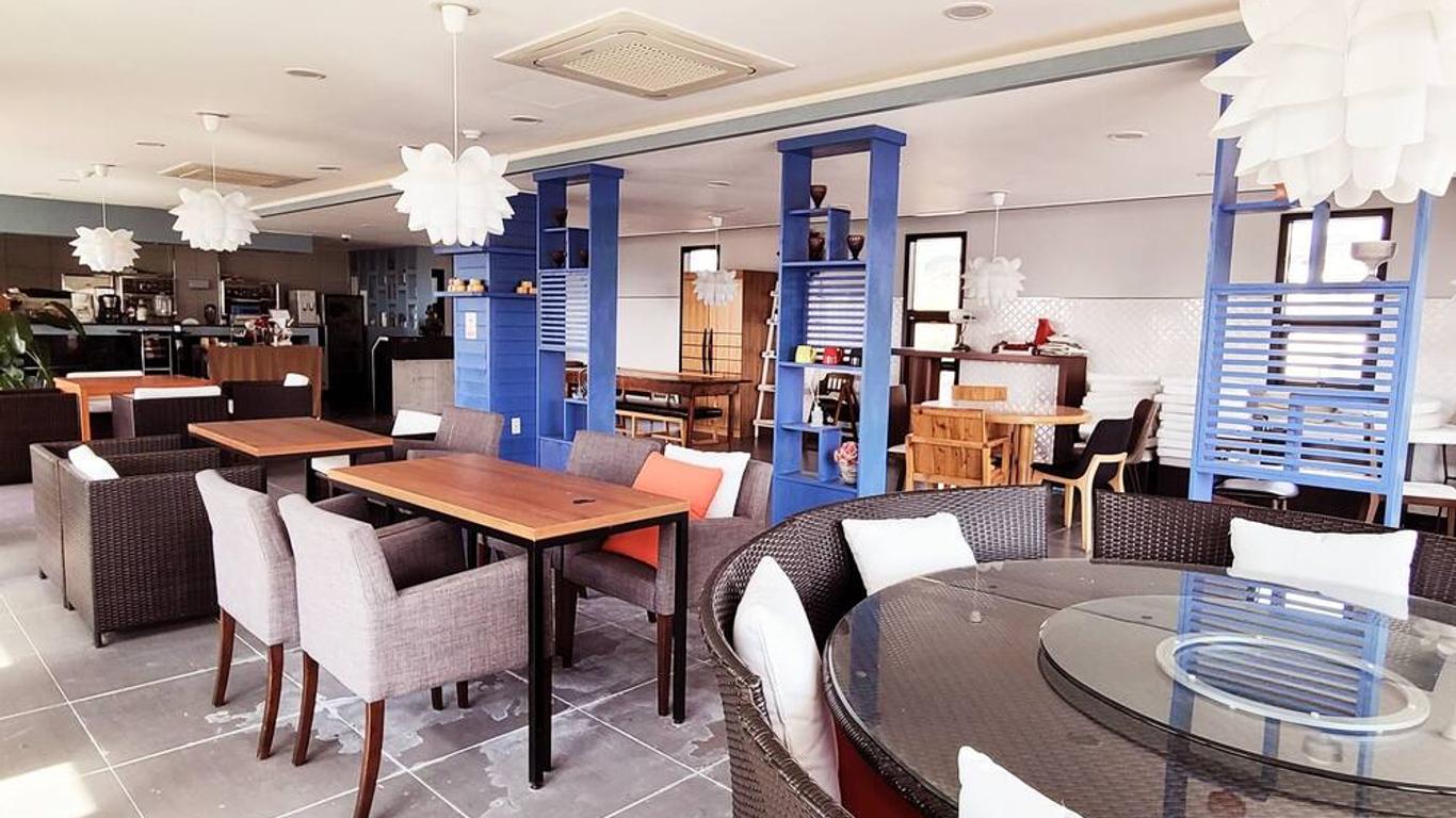 Seogwipo Dombe Resort