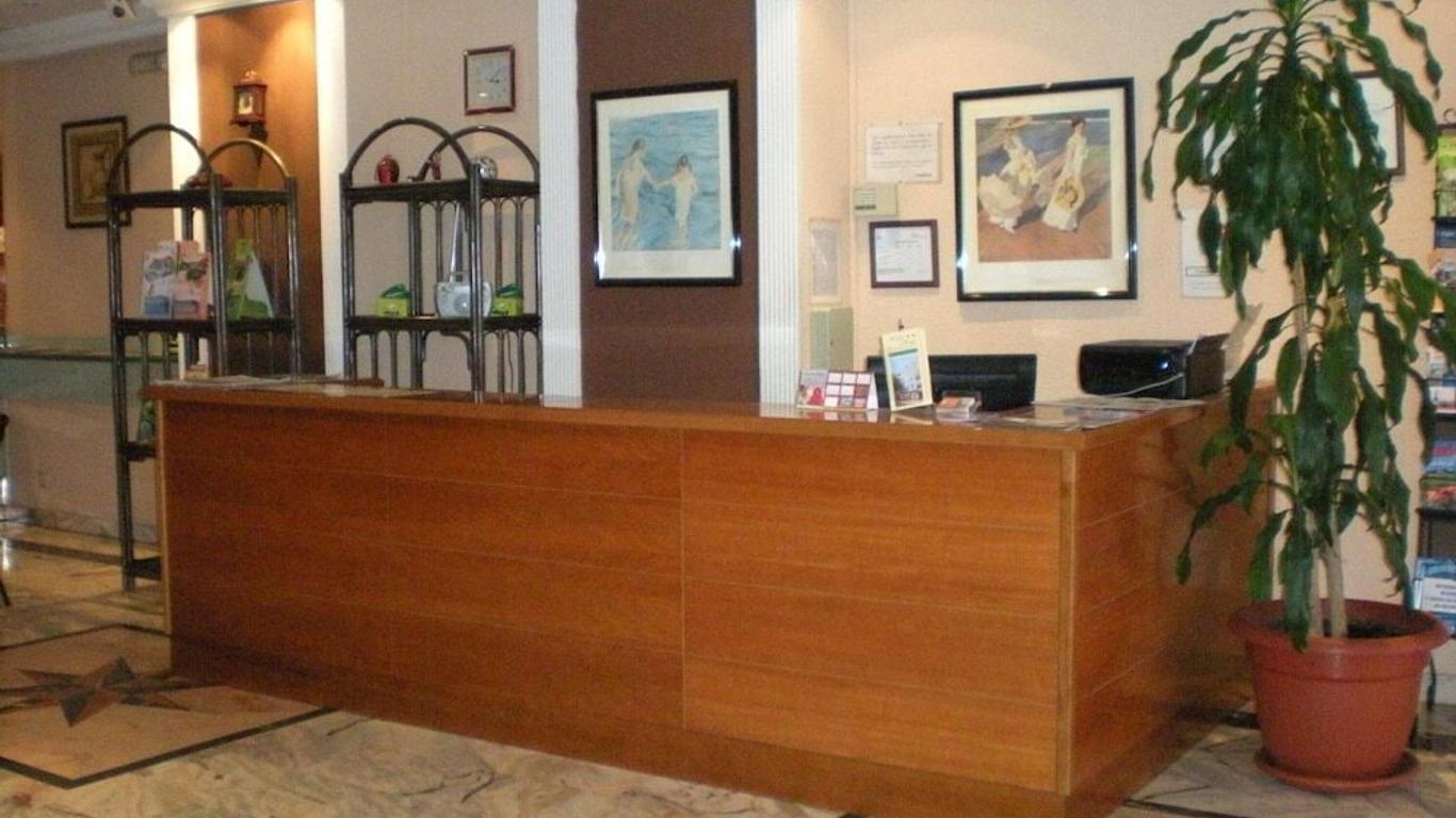 Hotel Sanz
