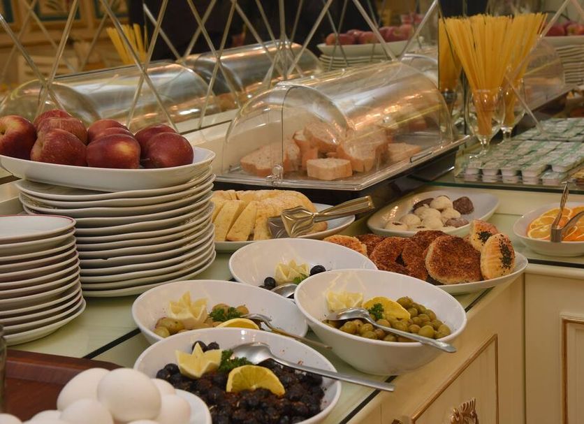 Buffet Photo
