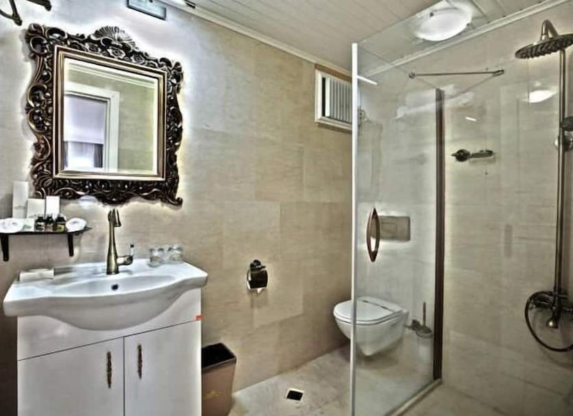 Bathroom Photo