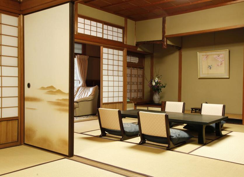 Dining room Photo