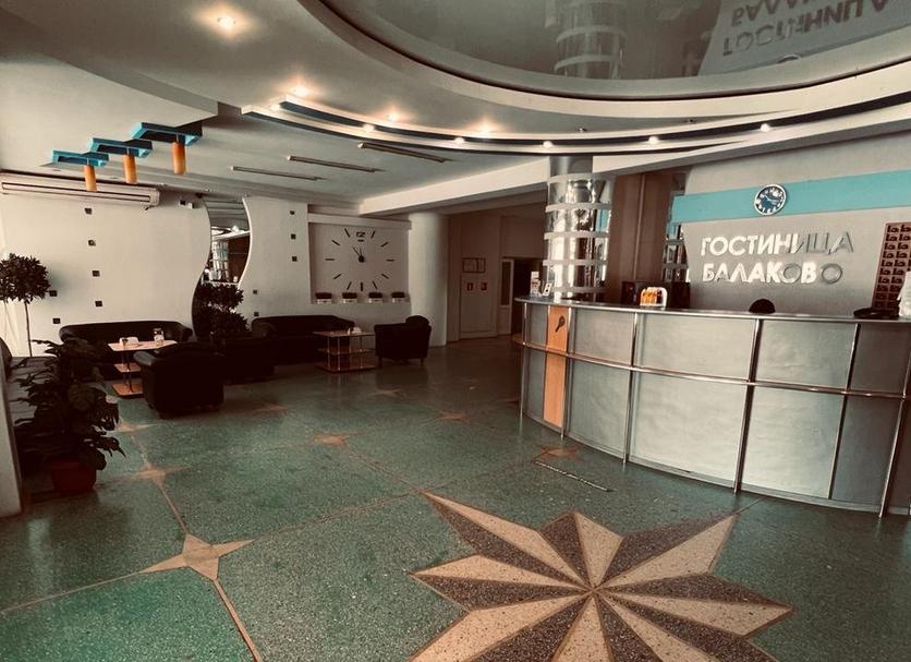 Front desk Photo