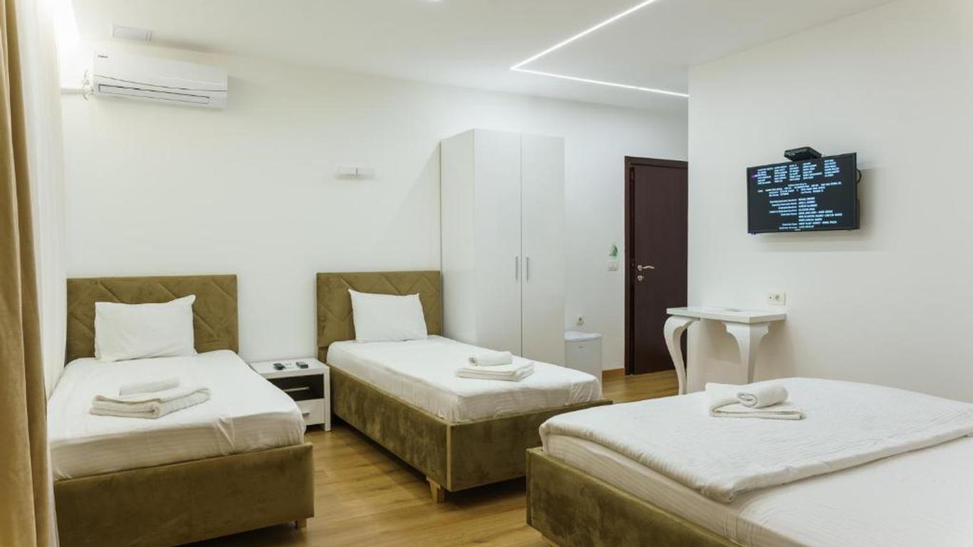 Hotel Camp Karagaq