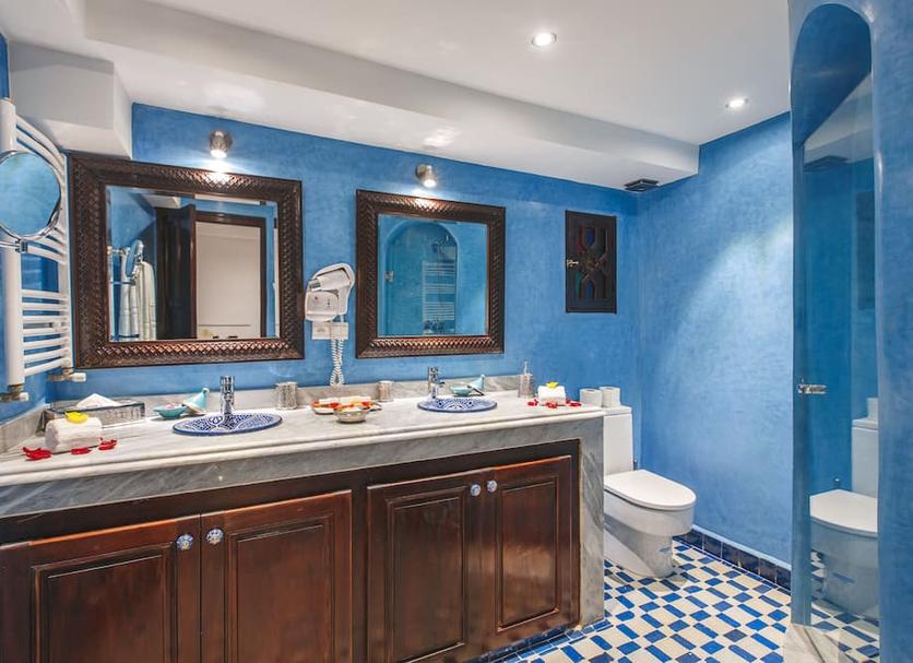 Bathroom Photo