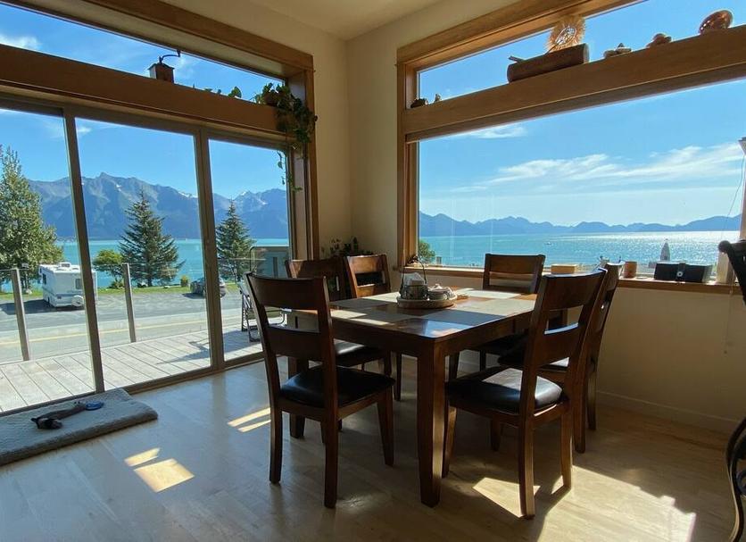Dining room Photo