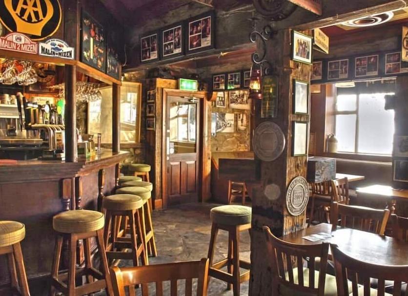 Bar Photo