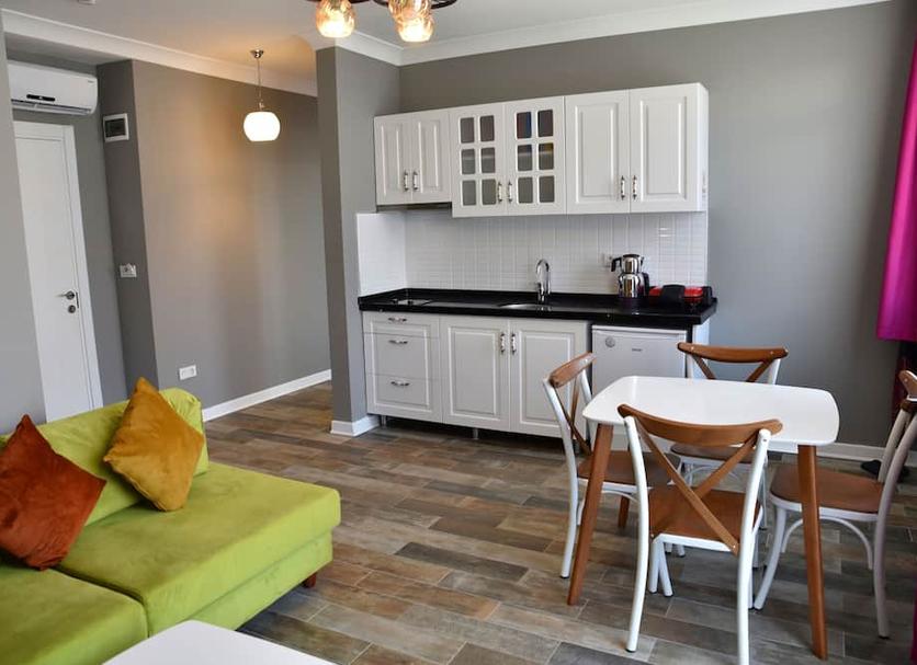 Kitchen Photo