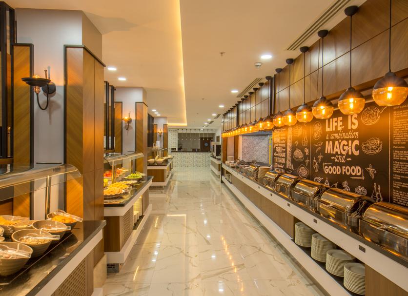 Buffet Photo