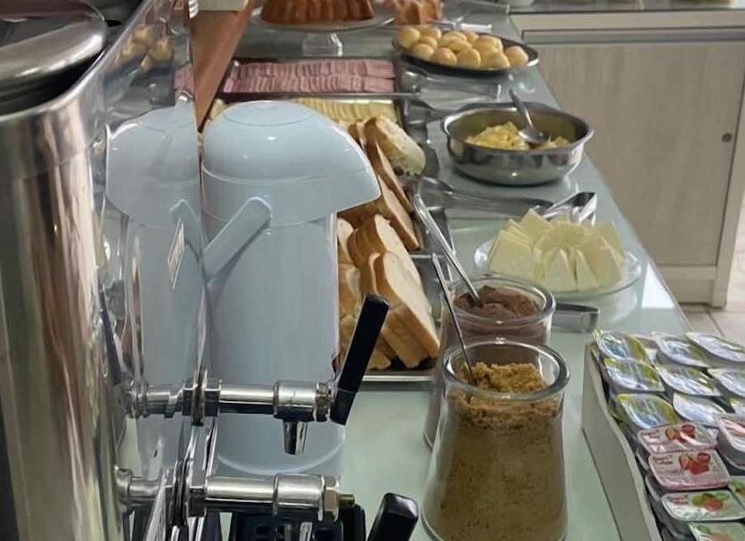 Buffet Photo