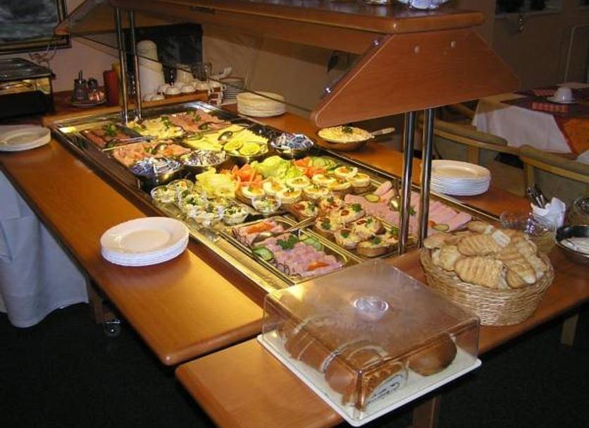 Buffet Photo